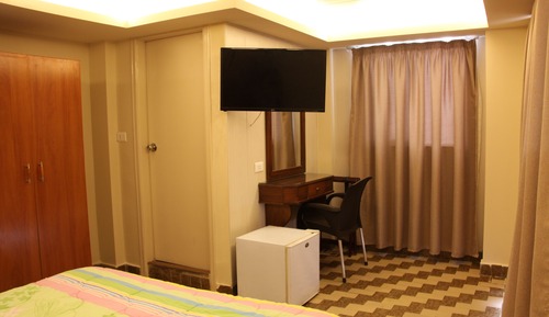 Habitación con 1 cama doble o 2 individuales, 1 cama doble o 2 individuales