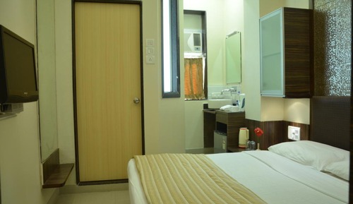 Habitación (Standard Room Non Sea facing)