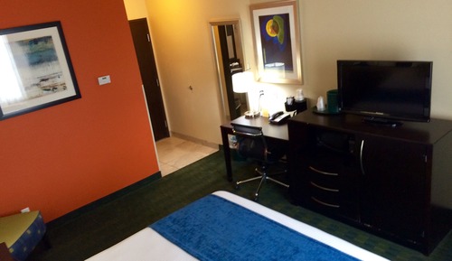 Habitación estándar, 1 cama de matrimonio grande, vistas a la ciudad