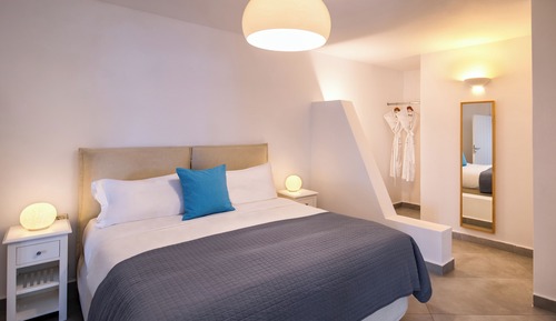 Executive Suite with Private Pool and Sea View