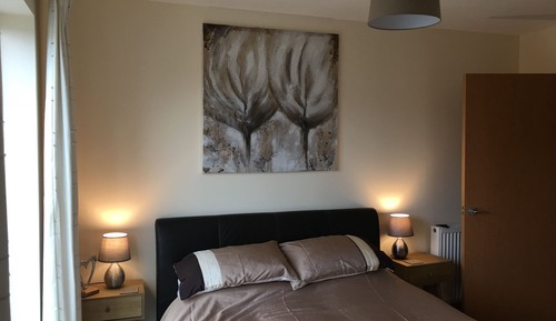 Apartamento exclusivo, baño privado, vistas al río (Penthouse 65 Skipper Way)