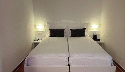 Twin Room, Courtyard Terrace