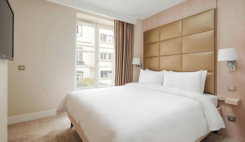 Suite, 1 cama de matrimonio con sofá cama