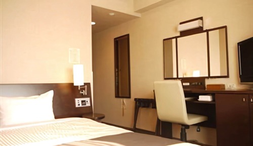 Habitación individual, solo para mujeres, no fumadores