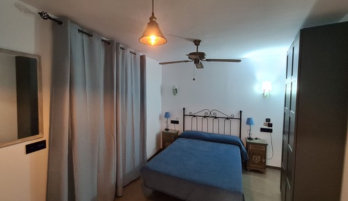 Habitación Confort doble, 1 cama de matrimonio, vistas al patio