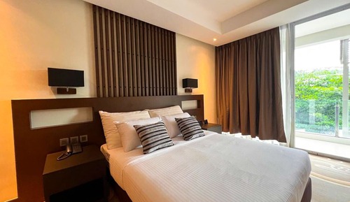 Deluxe Queen Room (Mountain View)