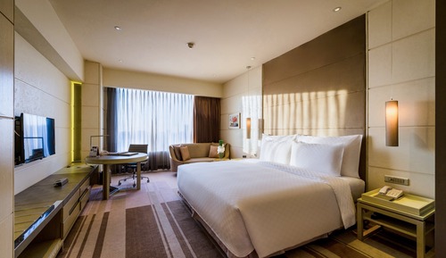 Nikko Club Deluxe King