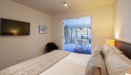 Apartamento, 2 habitaciones, balcón, vistas al lago
