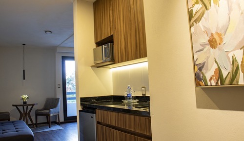 Suite estudio junior, vistas a la ciudad