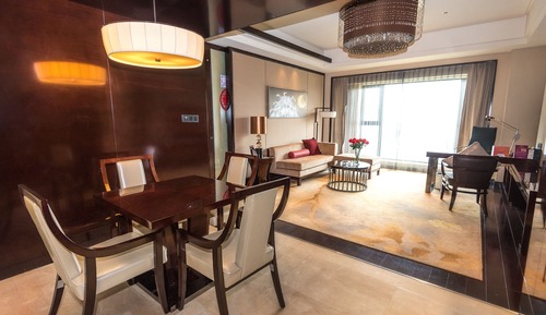 Suite, 1 habitación, acceso al Business Lounge
