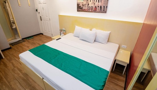 Euro Suite 1