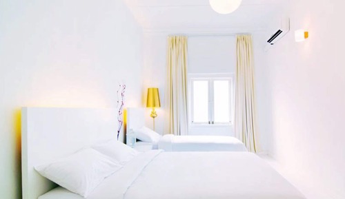 Habitación familiar, 2 camas de matrimonio, baño compartido