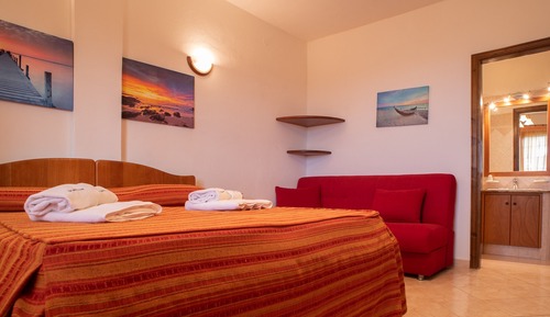 Habitación doble superior, vistas al jardín