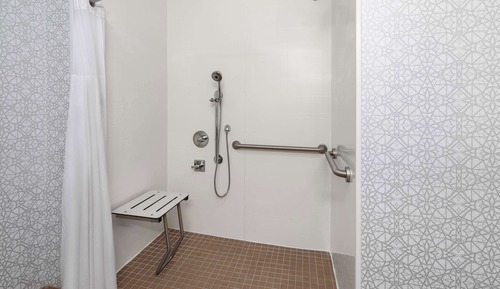 Habitación, 1 cama de matrimonio grande, accesible para personas con discapacidad, no fumadores