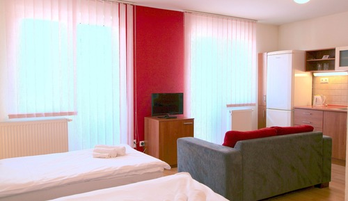 Habitación Confort con 1 cama doble o 2 individuales, 1 habitación, cocina básica