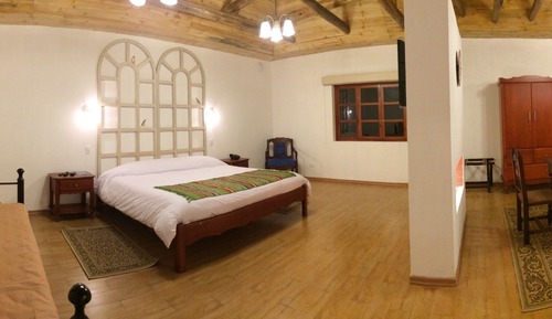 Suite presidencial, 1 cama de matrimonio grande con sofá cama, bañera de hidromasaje