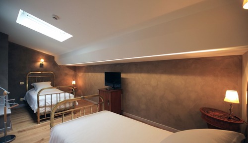 Suite familiar, baño privado (Académicien)
