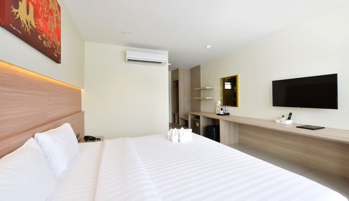 Habitación Deluxe, vistas a la piscina