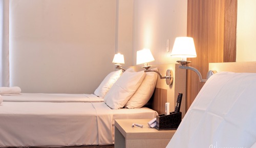 Apto standard triplo casal + single