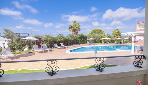 Habitación doble, balcón, vistas a la piscina