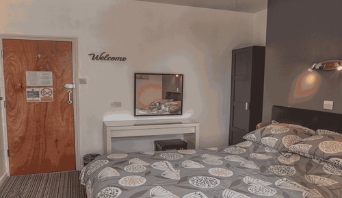 Habitación doble, baño privado
