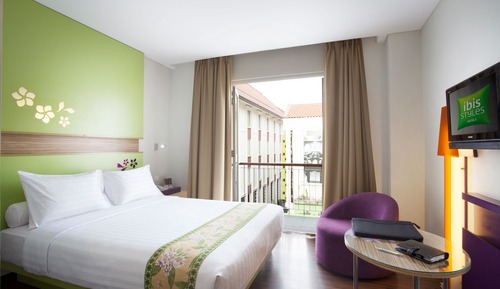 Habitación superior, 1 cama de matrimonio, balcón