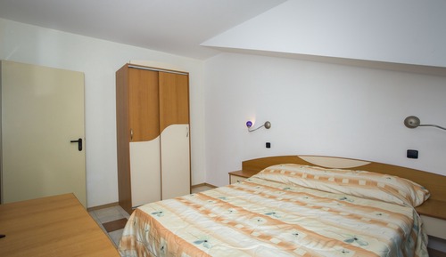 Apartamento, vistas al parque