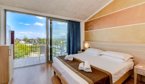 Habitación doble (River side)