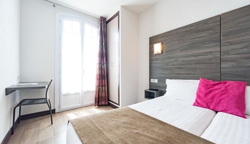 Habitación con 2 camas individuales