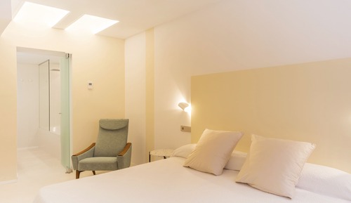 Habitación romántica con 1 cama doble o 2 individuales, bañera de hidromasaje