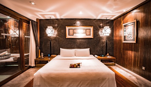Habitación Premier doble, 1 cama de matrimonio grande, acceso a la piscina, planta baja