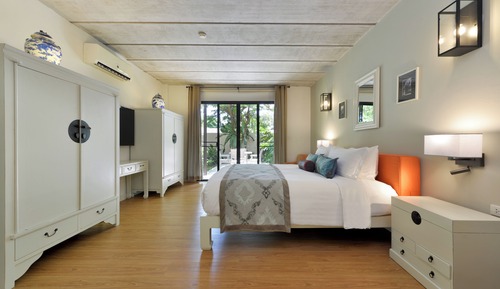 Deluxe 2 - Bedroom Pool Villa (Pet-friendly)