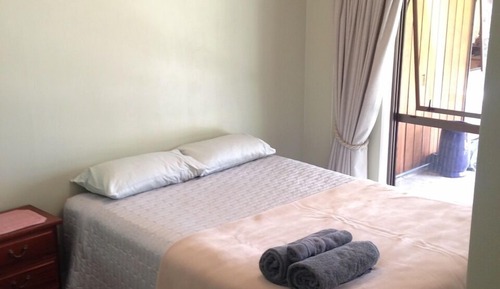 Habitación estándar, 1 cama de matrimonio, baño compartido
