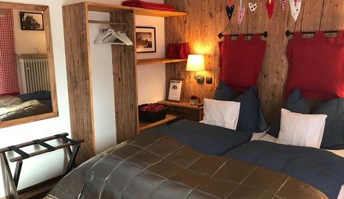 Habitación estándar doble, balcón