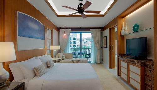St Regis, Habitación superior, 1 cama de matrimonio grande, balcón, vistas al jardín