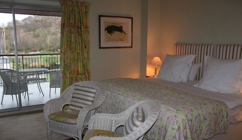 Habitación superior con 1 cama doble o 2 individuales, 1 cama de matrimonio grande