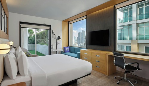 Suite, 1 habitación, no fumadores, vistas a la ciudad (Savvy Suite)