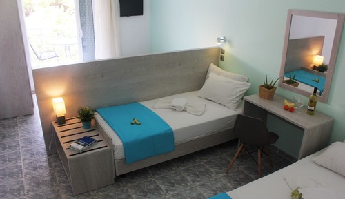 Habitación cuádruple básica
