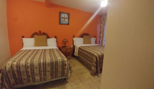 Habitación cuádruple básica