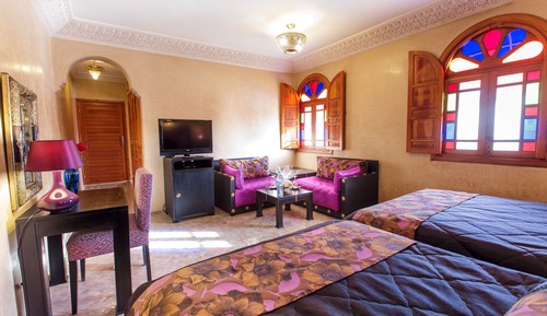 Habitación junior con 1 cama doble o 2 individuales