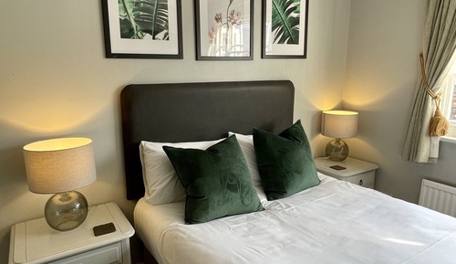 Habitación doble (Room 7)