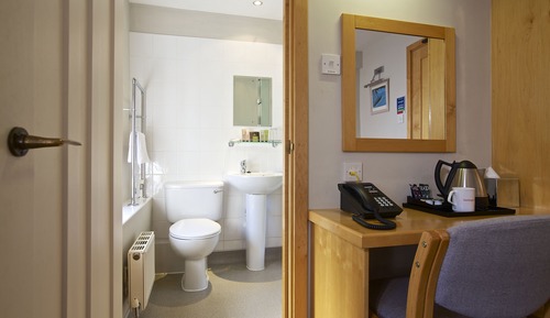 Habitación individual, baño privado