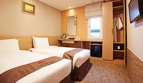 [Early Bird] Standard Twin Room - Non-Refundable (1 reschedule is allowed)