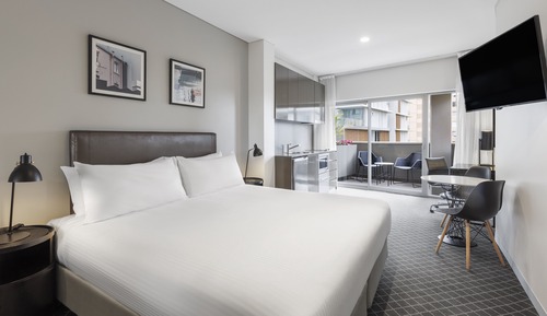 Suite estudio, 1 cama de matrimonio grande, balcón