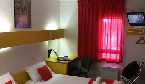 Habitación estándar con 2 camas individuales