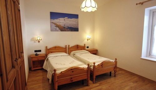 Habitación económica con 1 cama doble o 2 individuales