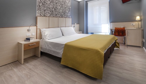 Habitación con 1 cama doble o 2 individuales