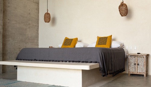 Deluxe Oceanfront  king size bed with plunge pool and terrace