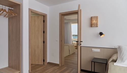 Apartamento, 1 habitación, balcón, vistas a la ciudad