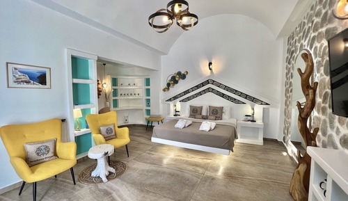 Luxury Suite, Beachfront (Plunge Pool)